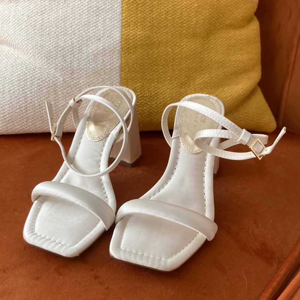 Ivory satin heel wedding bridal shoe
